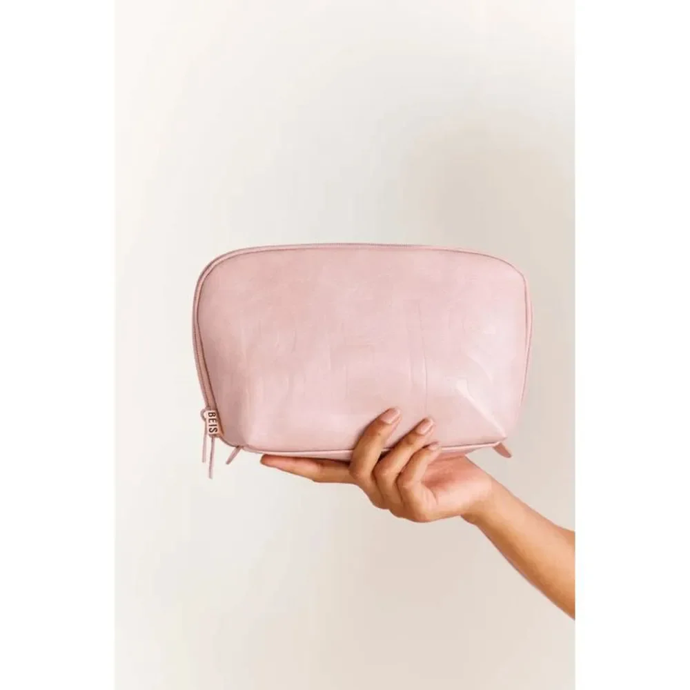 ONE DAY SALE!! NWT Beis Cosmetic Pouch Set in atlas pink